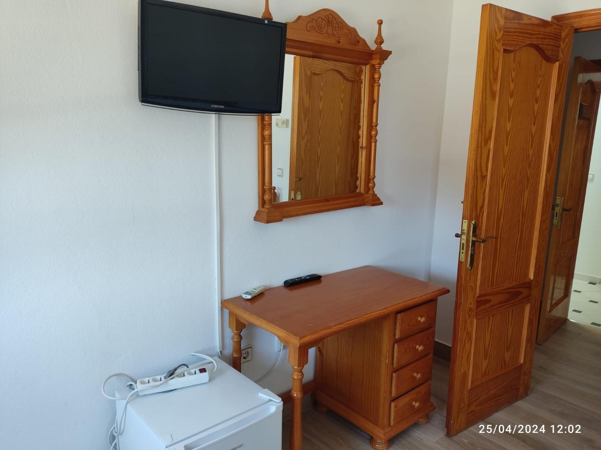 Hostal Quinto Pino チピオナ エクステリア 写真
