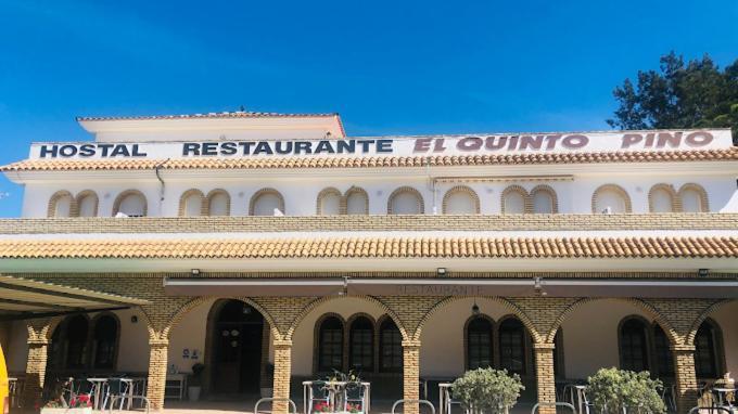 Hostal Quinto Pino チピオナ エクステリア 写真