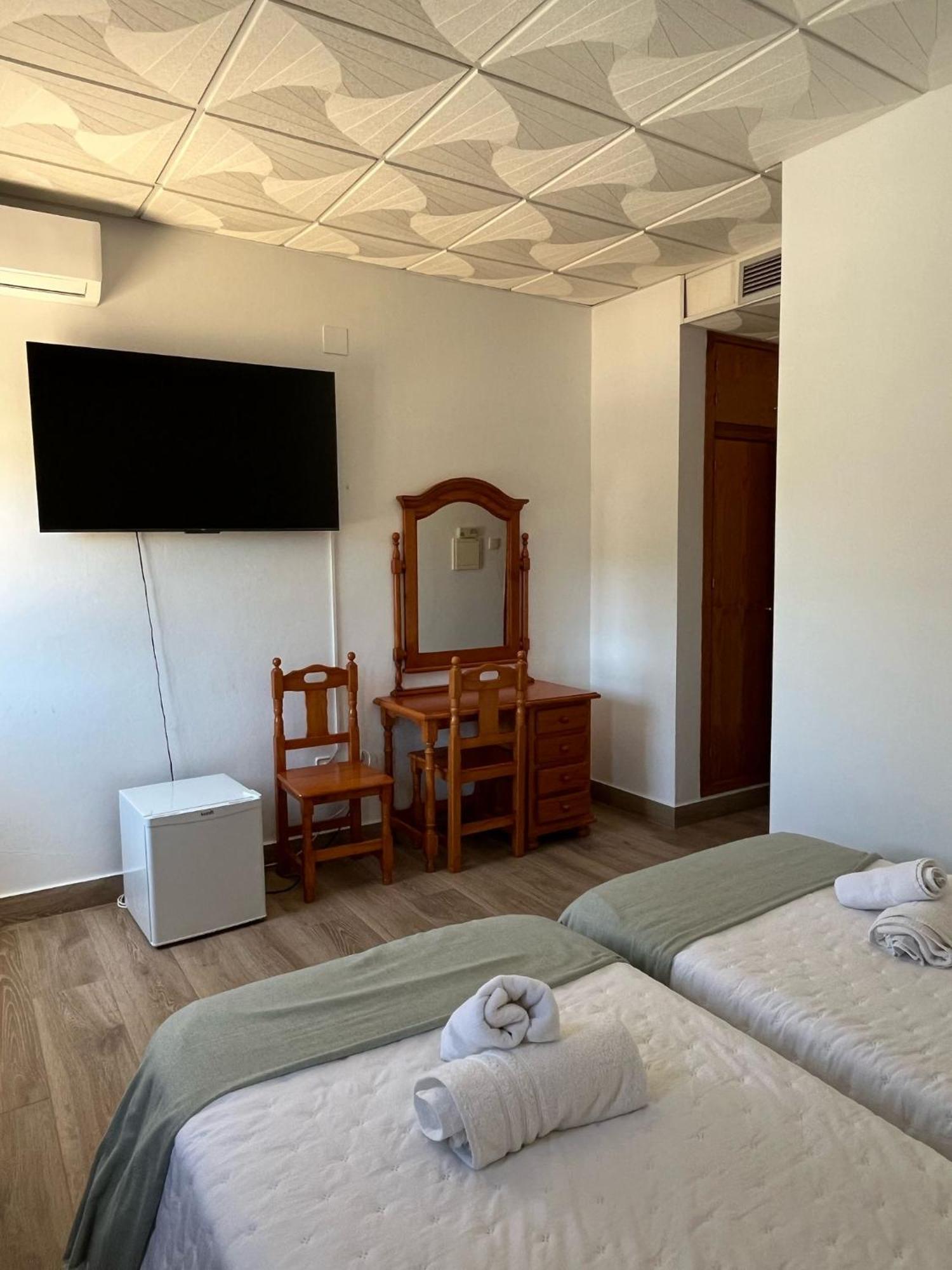 Hostal Quinto Pino チピオナ エクステリア 写真